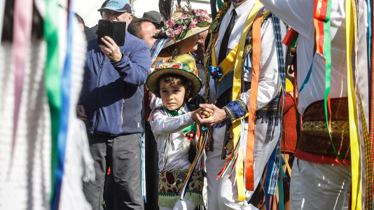 Este lugar de Paderne volveu avivar un ano máis o que é o único entroido tradicional das Mariñas 