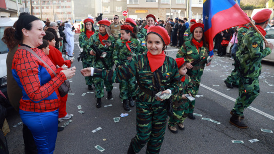El Campo da Feira volvió a llenarse de fiesta y disfraces    