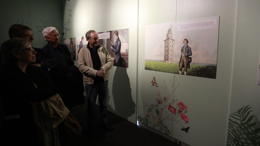 La muestra recrea el interior de la fragata 'Pizarro' y enseña las aventuras de ambos navegantes