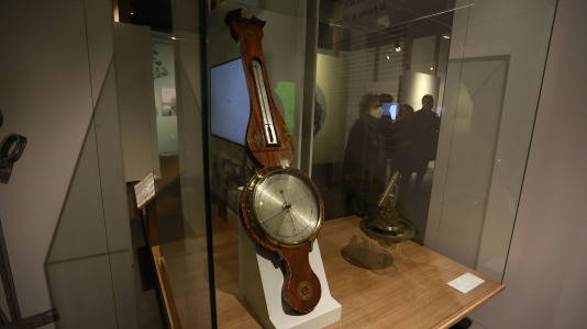 La muestra recrea el interior de la fragata 'Pizarro' y enseña las aventuras de ambos navegantes