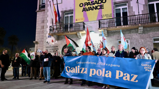 Decenas de personas pidieron el cese de las operaciones militares en Oriente Medio (1)