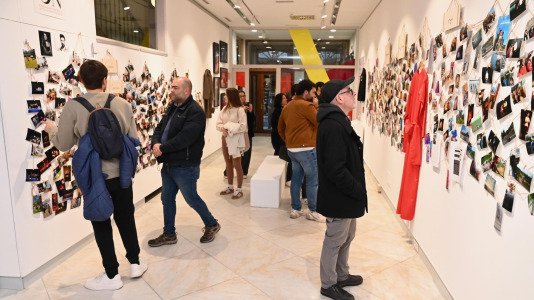 inauguración de la exposición de los 25 años de Os Náufragos Teatro (8)