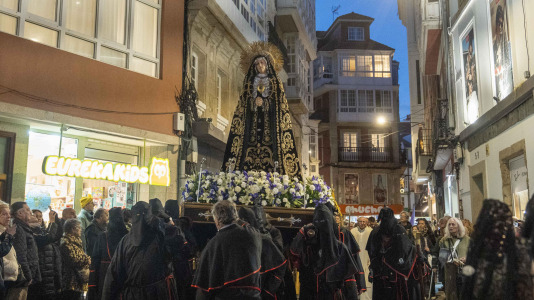La Dolorosa abrió la Semana Santa coruñesa