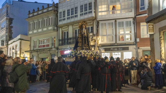 La Dolorosa abrió la Semana Santa coruñesa