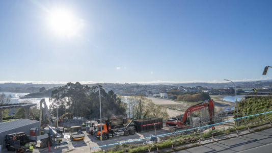 Demolición del viaducto del Chuac