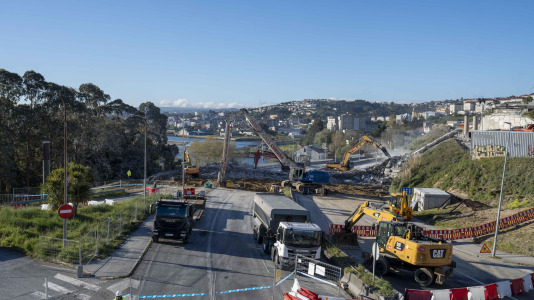 Demolición del viaducto del Chuac