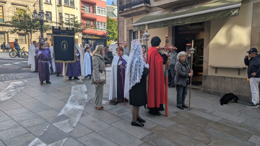 La Semana Santa coruñesa se cierra con las procesiones que conmemoran el Domingo de Resurrección