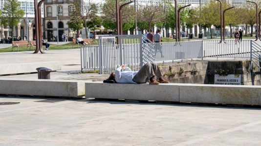 Los parques de A Coruña se llenaron de amantes del sol