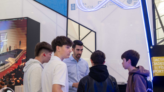 Más de 3.500 alumnos participaron en un evento para conocer el panorama laboral y sus opciones en el futuro