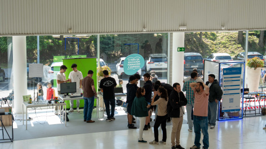 Más de 3.500 alumnos participaron en un evento para conocer el panorama laboral y sus opciones en el futuro