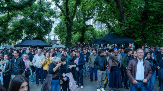 A praza de España vibrou con música durante todo o sábado previo ás Letras