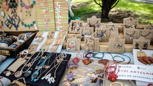 Culleredo encheuse de produtos artesáns e actividades para celebrar o Día das Letras Galegas