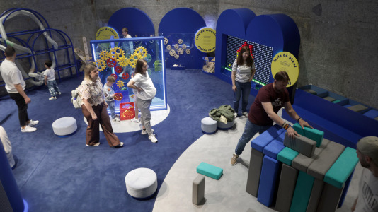 Los museos científicos de la ciudad han realizado una jornada de puertas abiertas para celebrar su día. El museo de Bellas Artes se ha unido, con obradoiros y visitas guiadas
