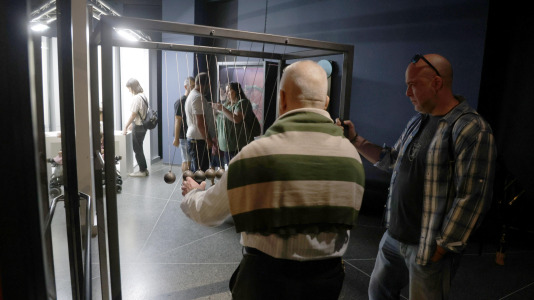 Los museos científicos de la ciudad han realizado una jornada de puertas abiertas para celebrar su día. El museo de Bellas Artes se ha unido, con obradoiros y visitas guiadas