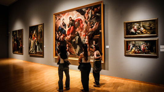 Los museos científicos de la ciudad han realizado una jornada de puertas abiertas para celebrar su día. El museo de Bellas Artes se ha unido, con obradoiros y visitas guiadas
