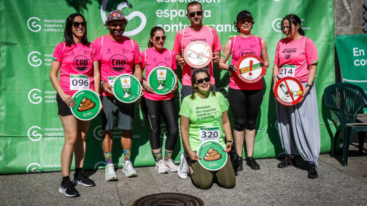 Cientos de personas recorrieron las calles del casco urbano para unirse a la 'marea verde'