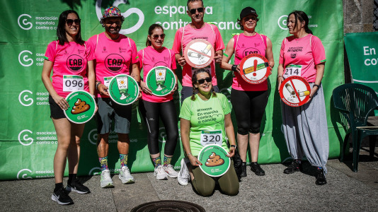 Cientos de personas recorrieron las calles del casco urbano para unirse a la 'marea verde'