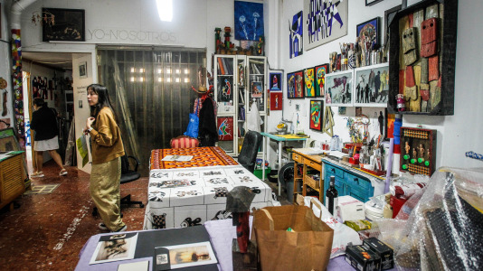 Medio centenar de talleres de artistas herculinos abren sus puertas en la jornada de Estudios Abertos, que en esta ocasión se realiza durante dos días
