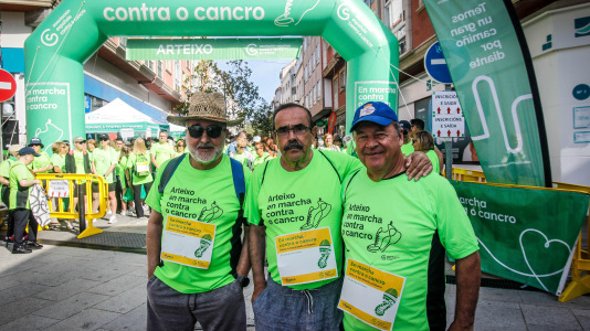 Marcha contra el cáncer en Arteixo