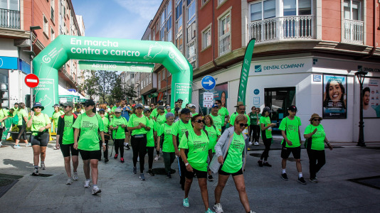 Marcha contra el cáncer en Arteixo