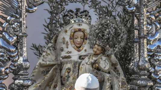 Santa Misa en el Estadio de Gran Canaria en Las Palmas