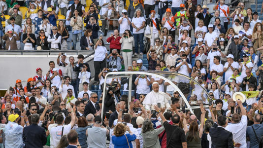 Santa Misa en el Estadio de Gran Canaria en Las Palmas