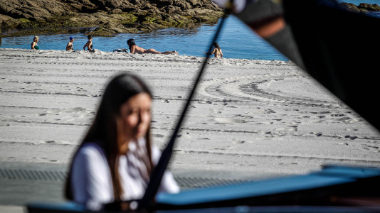María Pita, Obelisco, Santa Catalina, Méndez Núñez, Riazor... La ciudad se llenó de pianos de cola para acercar la música a profesionales, aficionados y a quien nunca había tocado ni una tecla