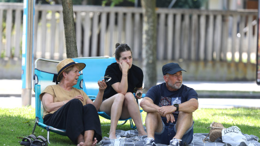 Música y gastronomía se unieron para celebrar el verano vecinal