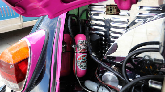 A Coruña acogió la concentración turística de vehículos clásicos y antiguos 'Ciudad de Cristal'