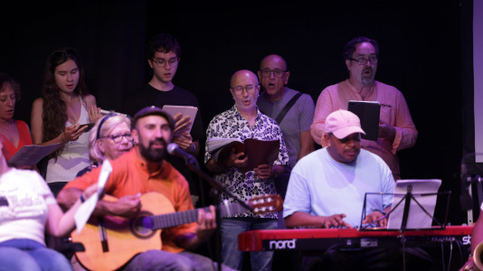 El proyecto MIP conmemora su aniversario en el Fórum Metropolitano de A Coruña, con un concierto en el que participan Adaceco, Adcor, Aspronaga, CAPD, CEIP Cidade Vella y ONCE