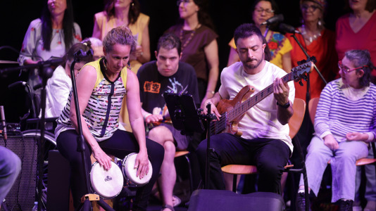 El proyecto MIP conmemora su aniversario en el Fórum Metropolitano de A Coruña, con un concierto en el que participan Adaceco, Adcor, Aspronaga, CAPD, CEIP Cidade Vella y ONCE
