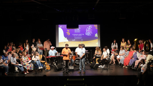El proyecto MIP conmemora su aniversario en el Fórum Metropolitano de A Coruña, con un concierto en el que participan Adaceco, Adcor, Aspronaga, CAPD, CEIP Cidade Vella y ONCE