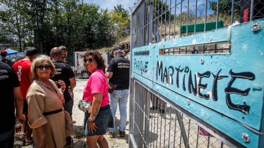 Este sábado 20 y domingo 21 se realizan la Festa do Martinete en la calle Mozart. Churrascada, juegos infantiles, música con DJ Javito, The Nunzias, sesión vermú y una fiesta de espuma son algunos de los atractivos que ofrece la comunidad.