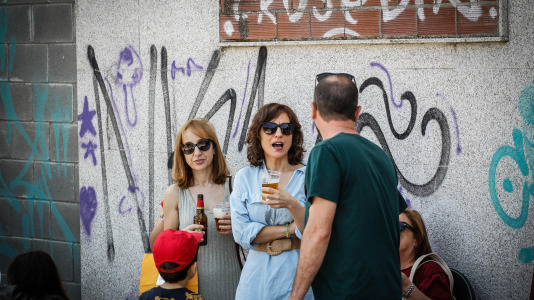 Este sábado 20 y domingo 21 se realizan la Festa do Martinete en la calle Mozart. Churrascada, juegos infantiles, música con DJ Javito, The Nunzias, sesión vermú y una fiesta de espuma son algunos de los atractivos que ofrece la comunidad.