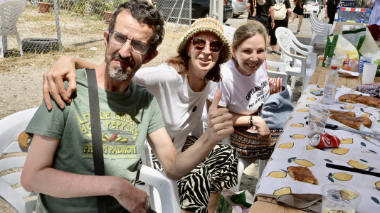 Este sábado 20 y domingo 21 se realizan la Festa do Martinete en la calle Mozart. Churrascada, juegos infantiles, música con DJ Javito, The Nunzias, sesión vermú y una fiesta de espuma son algunos de los atractivos que ofrece la comunidad