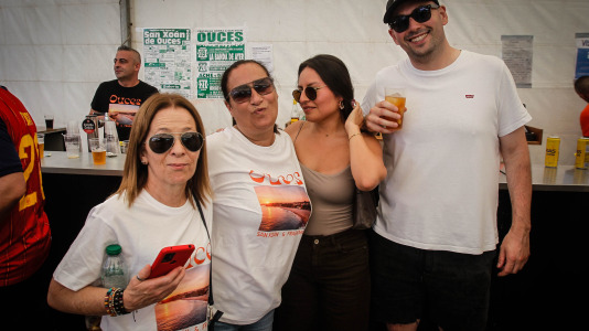 Luego de  la misa solemne y la procesión, este domingo la sesión vermú y el fideuá de Ouces estuvo amenizado por Unión y Fuerza y Dj Pedro