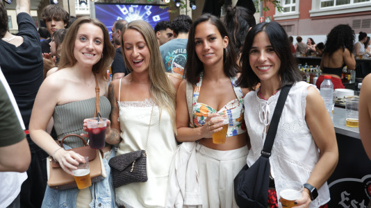 Ambiente en la plaza La Urbana