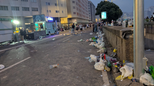 Toneladas de basura se acumula en el Paseo y las playas