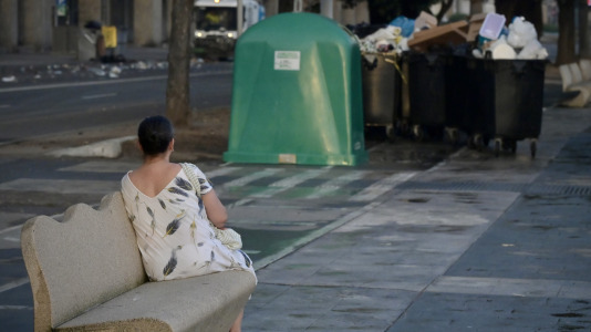 El Paseo Marítimo de A Coruña amaneció con toneladas de basura