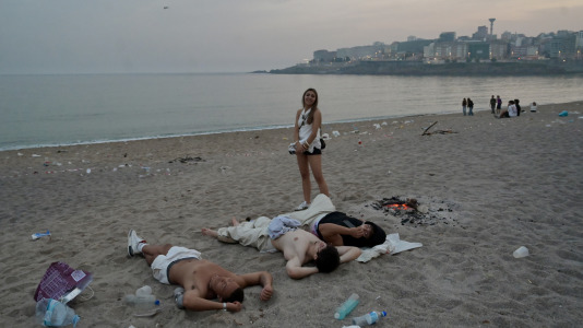 El Paseo Marítimo de A Coruña amaneció con toneladas de basura