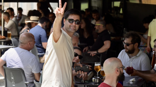 El local del Paseo de los Puentes organizó en su terraza una degustación de arroz y pulpo para celebrar la llegada de la temporada estival