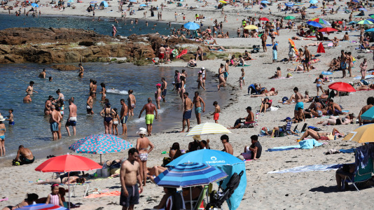 Los coruñeses sufrieron durante todo este fin de semana temperaturas superiores a los 30 grados