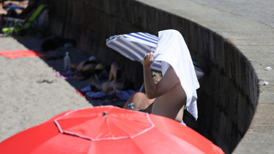 Los coruñeses sufrieron durante todo este fin de semana temperaturas superiores a los 30 grados
