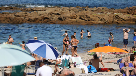 Los coruñeses sufrieron durante todo este fin de semana temperaturas superiores a los 30 grados