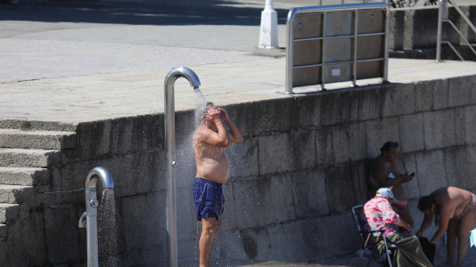Los coruñeses sufrieron durante todo este fin de semana temperaturas superiores a los 30 grados
