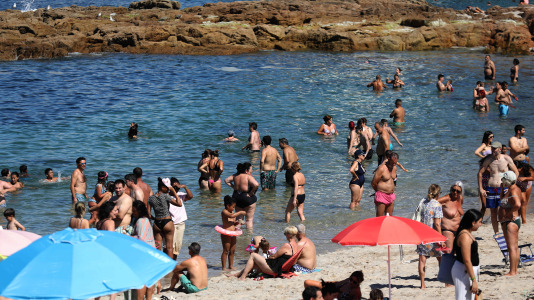 Los coruñeses sufrieron durante todo este fin de semana temperaturas superiores a los 30 grados