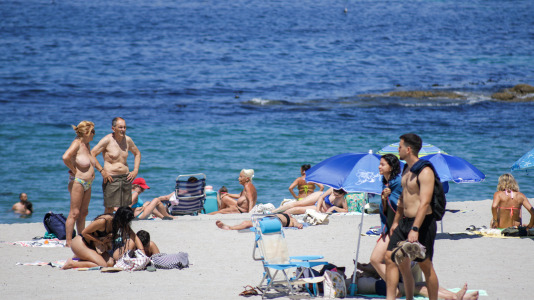Los coruñeses sufrieron durante todo este fin de semana temperaturas superiores a los 30 grados