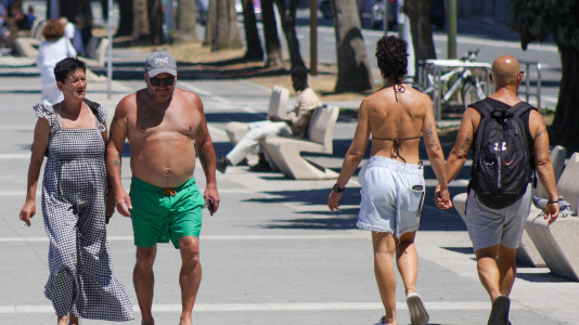 Los coruñeses sufrieron durante todo este fin de semana temperaturas superiores a los 30 grados