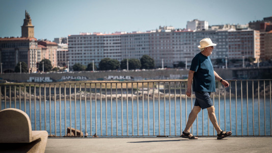 Los coruñeses sufrieron durante todo este fin de semana temperaturas superiores a los 30 grados