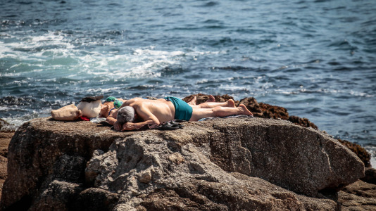 Los coruñeses sufrieron durante todo este fin de semana temperaturas superiores a los 30 grados
